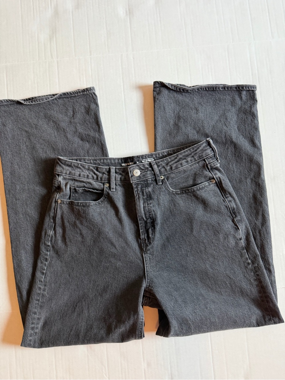 Old Navy black EXTRA HIGH-RISE
SKY-HI WIDE LEG